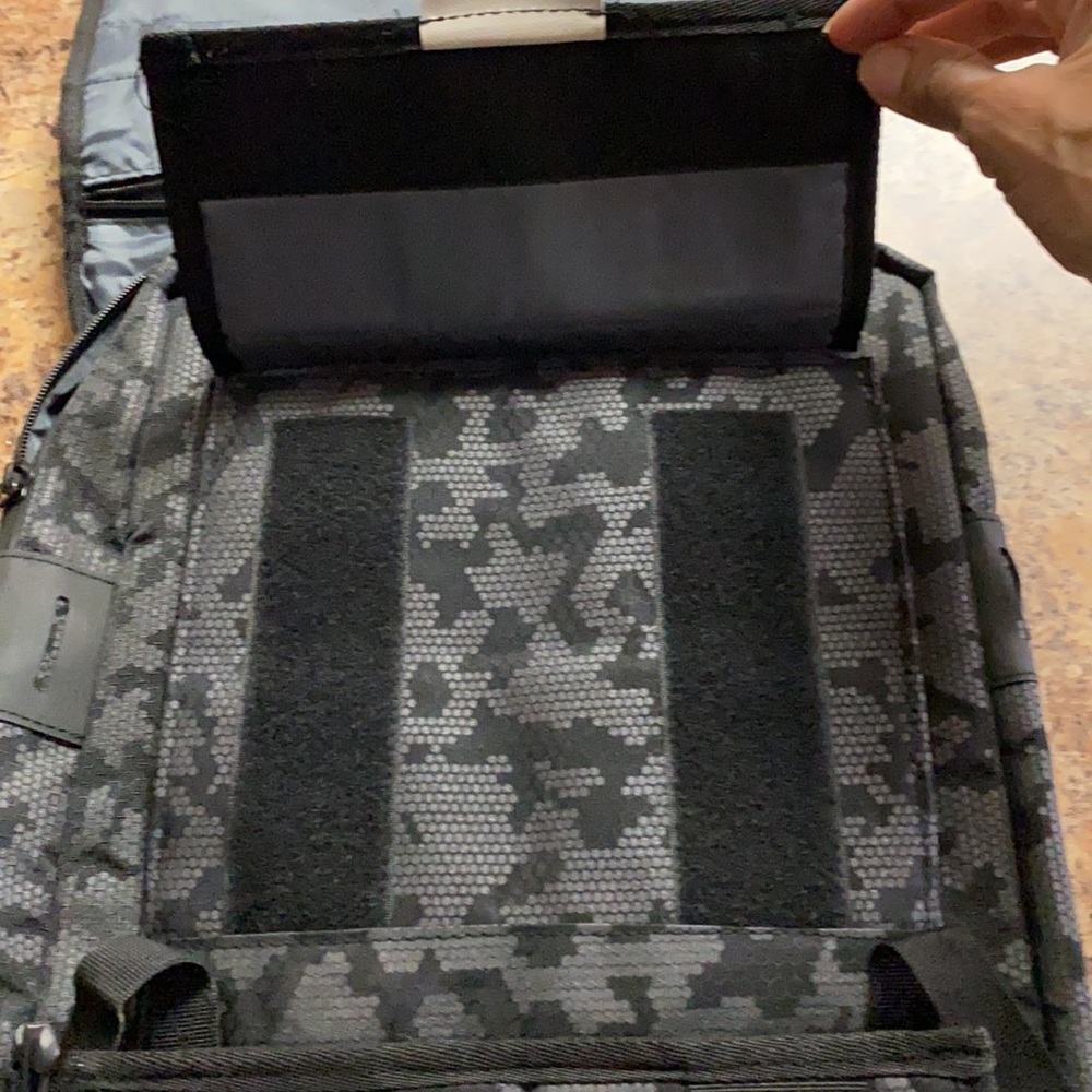 Harley Davidson Riding Backpack - Picture 5 of 8